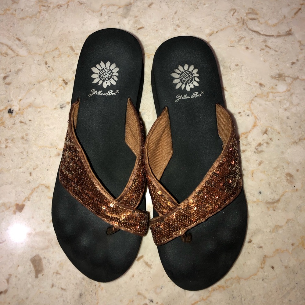Yellow Box Sandals Flip-flops - Picture 2 of 3